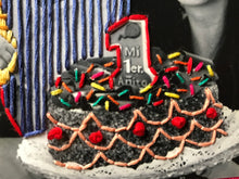 Cargar imagen en el visor de la galería, Obras Personalizadas | Fotografías Bordadas a Pedido
