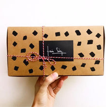 Cargar imagen en el visor de la galería, Kit "Florece 2019" | Packaging 2020
